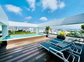 City Center, The Emerald, Views & Vibes