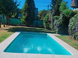 Quinta El Reencuentro tu refugio en Campana, hotel in Campana