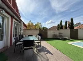 Acogedor chalet con jardín ideal para desconectar