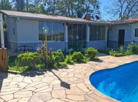 Casa em Guararema com Piscina e área gourmet