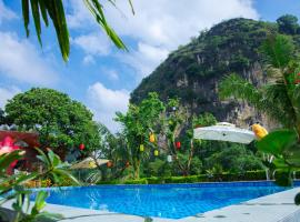 Tam Coc Kamili Bungalow & Homestay, מלון בנין בין