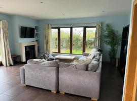 Luxury house on the Wild Atlantic Way, luxury hotel in Greencastle