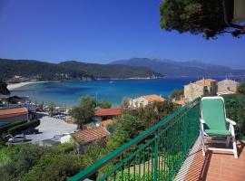 Hotel Danila, hotel near Marina di Campo Airport - EBA, 