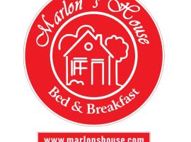 Marlon's INN Cusco II、San Antonioのホテル