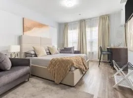 Luxe ocean drive condo in miami south beach