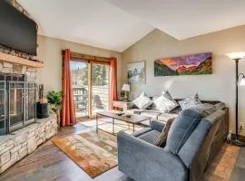 Multi-Level Haven with Hot Tub! 3 Mi to Lake Dillon