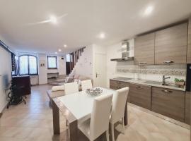 Casa vacanze Castello, hotel di Frontone