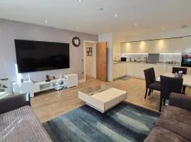Stylish 1BDR Gated Flat Harrow on the Hill