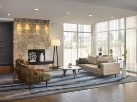 Fairfield Inn & Suites by Marriott Lincoln Southeast