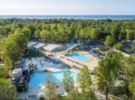 La Yole Mobil-home bord de mer et grand espace aquatique