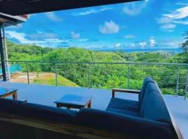 Casa Colibri Tropical Ocean View 5 min to Beach