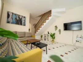 2 bedroom house near the beach