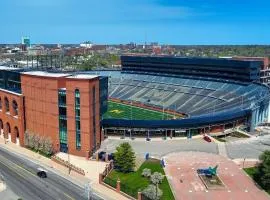 Game Day Ready Walk to Big House, U-M Campus & UM Hospital