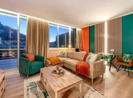 Emerald Escape With Mountain View & Pool