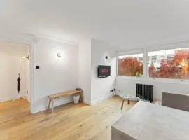 SG, Classic Oxford Street Central London Apartment