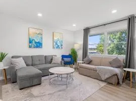 Upscale Old Town Views 3BD Lux