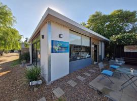 Squania Suite Container & Monoambientes, hotel con estacionamiento en Termas del Daym&aacute;n