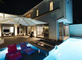 The Pool House Tokyo Bay, ξενοδοχείο σε Narashino