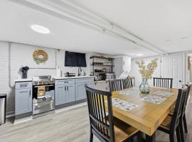 Airport Haven - Cozy 2BR Apt 5 Min Away, levný hotel v destinaci Newark