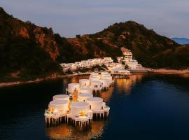 69 Resort & Beach Club by Loccal Collection, Labuan Bajo, hotel in Labuan Bajo