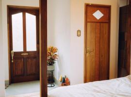 海とふれあうための一軒貸し宿オリーブ, cottage in Futami