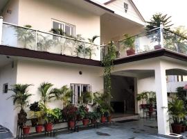 The Olive Greens, hotel v destinaci Pāonta Sāhib