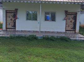 Risingresort، فندق في Jāmb