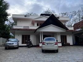 Haveninn, ξενοδοχείο σε Athirappilly