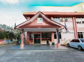 Pelangi Marang by Tanjung Sukai, hotel in Marang