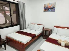 Hadefe Cottages Beach Front