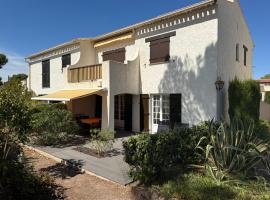 Le Charme bleu d'Azur, hotel a Saint-Raphaël