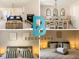 Spacious 4-BR House in Oxfordshire with Free Parking and Wi-Fi