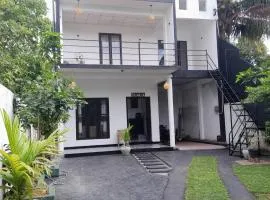 සදෙව් Villa