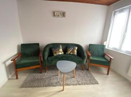 House 4-6 people, hotel en Doullens