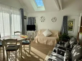 Studio lumineux avec terrasse et jardin proche de Caen