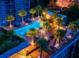 Tropics Kamala CTG P615 - Corner 1 BR Apt Mountain view