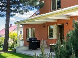 Golden Villa - Stylish Wegrzce Villa