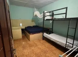 Sumatera Happy Track Tour Guest House