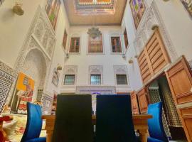 RIAD LALJ Fes، فندق في فاس