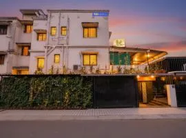 FabHotel Viva House - Talegaon