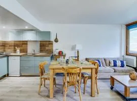 Appartement 6 personnes, 2 chambres, balcon, parking couvert, proche pistes - FR-1-404-180