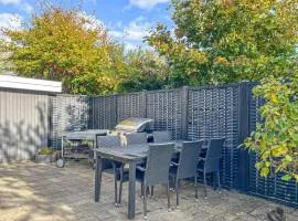 Lovely Home In Hadsund With Wifi