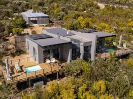 Cliffside Suites