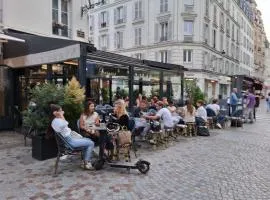 5 minute Eiffel tour and Louvre meysm ,aewsome appartement 2 bed , center ,gorgeous place