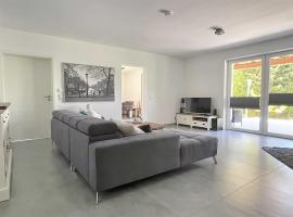 Ferienwohnung Aussicht mit Panoramablick und Terrasse, hotel a Schwalefeld