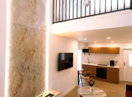 Les Eclats d'Amour, Hotel in Chargé