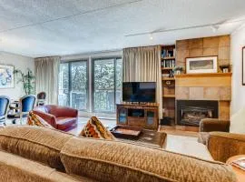 Trails End 402 by Ski Country Resorts