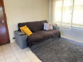 Apartamento Praia da Enseada Guarujá-SP - ótima localização 7 mins da praia