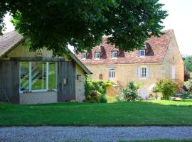 Domaine d'Aurel Le Tillou - La Bichonnière - Le Pigeonnier - La Prairie, hotel a Rouffilhac