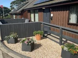 No 2 High Park Lodges